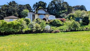 House- click for photo gallery